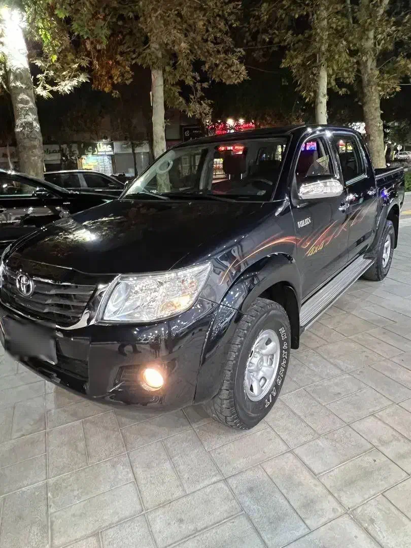 هایلوکس ۲۰۱۴ دیزل تک برگ سند|خودرو سواری و وانت|مشهد, امام خمینی|دیوار