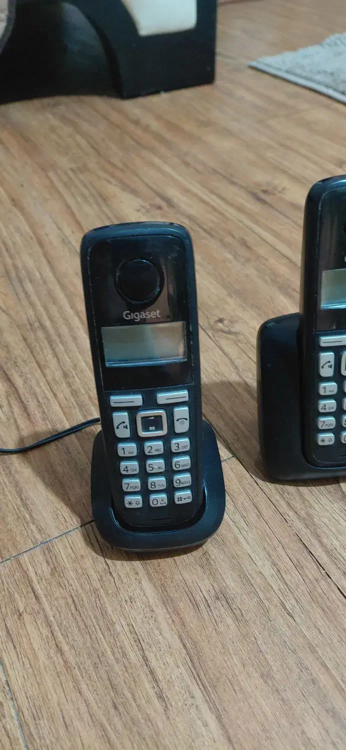 تلفن دو گوشی هلندی اصل سوغاتی آوردن برام|تلفن رومیزی|شاهینشهر, حافظ جنوبی|دیوار