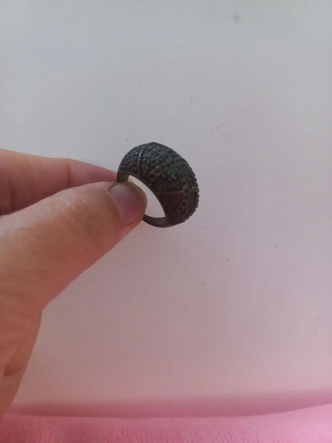 انگشتر قدیمی|کلکسیون اشیاء عتیقه|گلوگاه بابل (گلیا), |دیوار