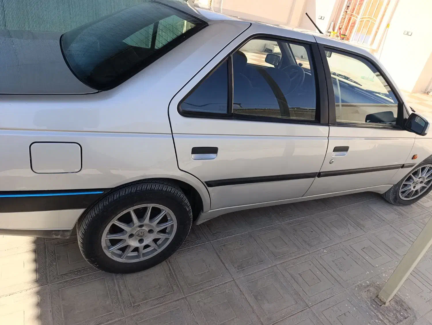 پژو ۴۰۵|خودرو سواری و وانت|داراب, |دیوار