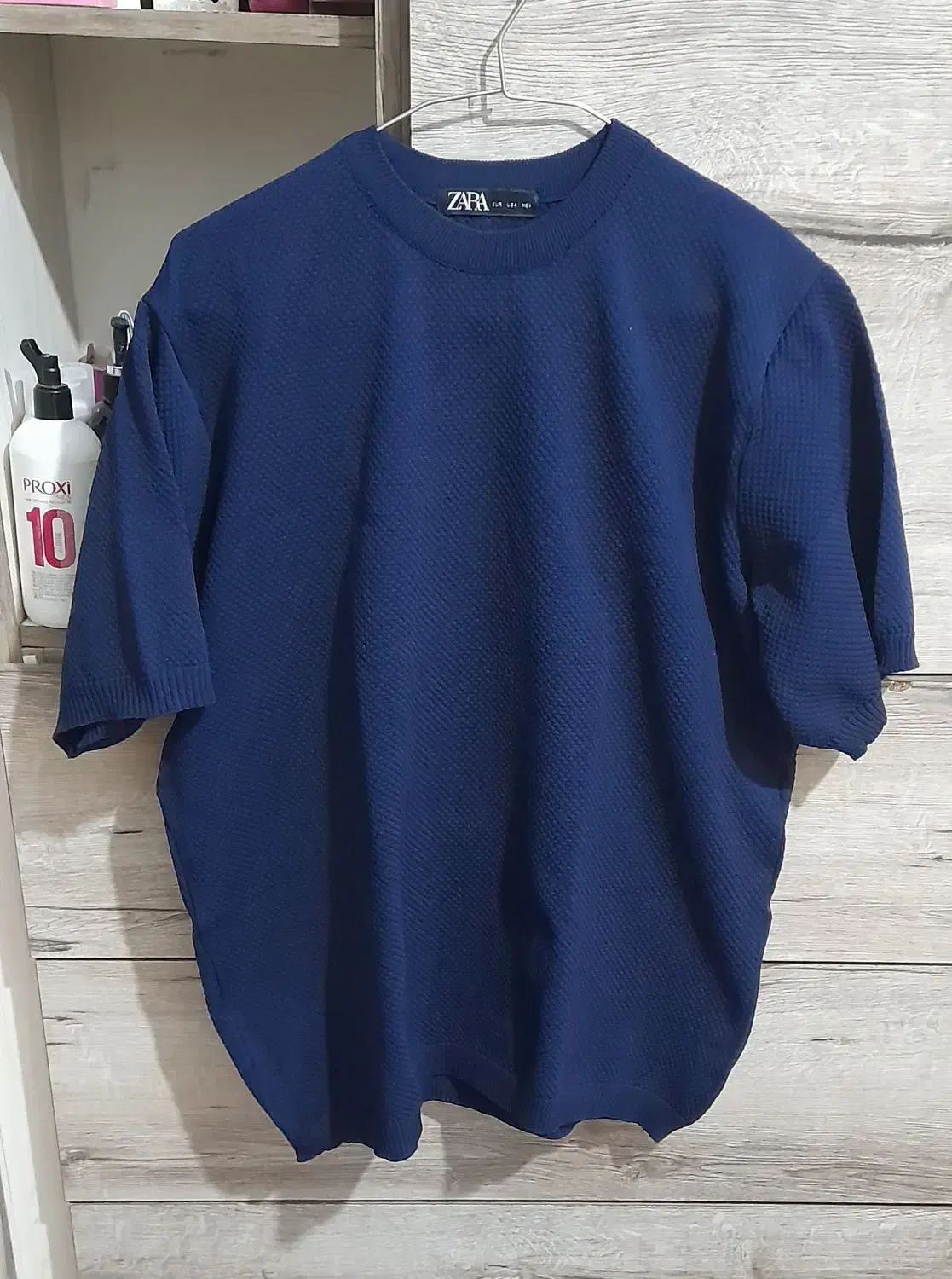 تعدادی لباس نو|لباس|تربت جام, شهید نصرالهی|دیوار