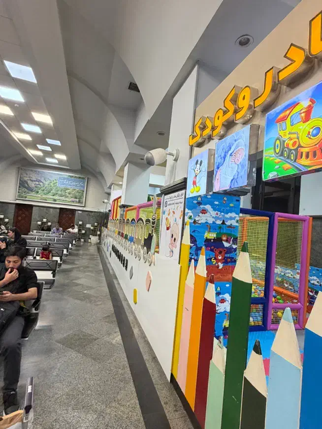 نیروی خانم شیفت شب|استخدام خدمات فروشگاه و رستوران|تهران, راه آهن|دیوار