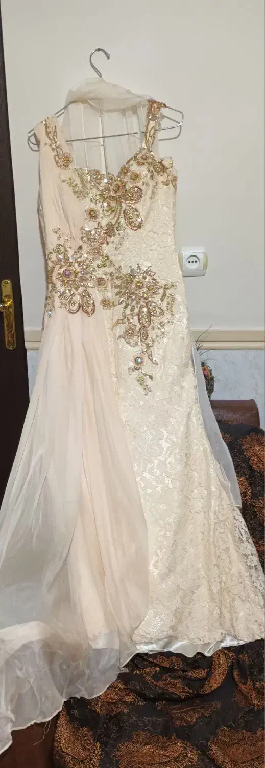 لباس مجلسی|لباس|دامغان, |دیوار