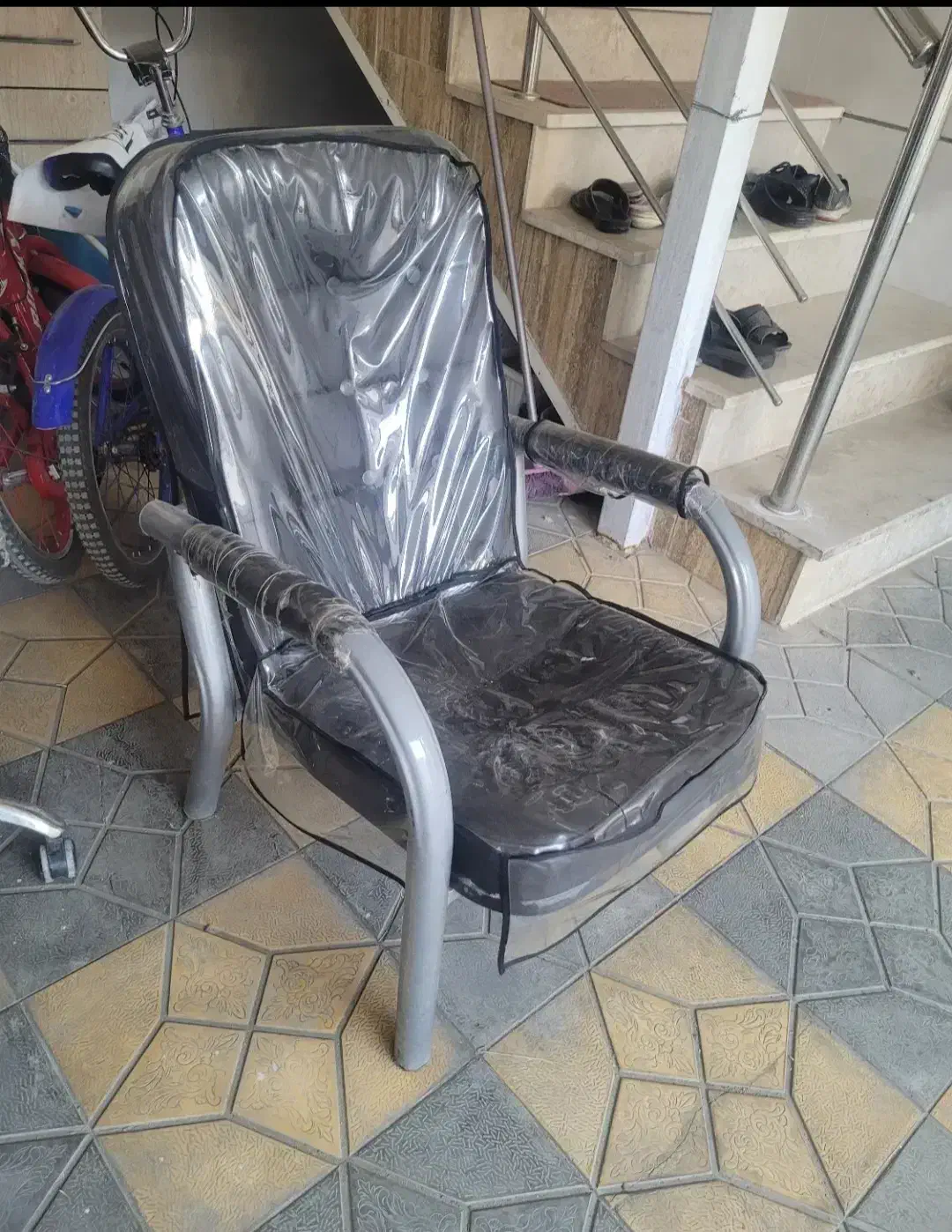 ۴ عدد نو نو|صندلی و نیمکت|خرمآباد, |دیوار