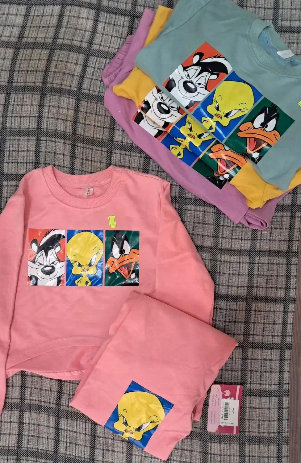 لباس بچگانه تک سایز به قیمت حراجی|کفش و لباس بچه|شهرکرد, |دیوار