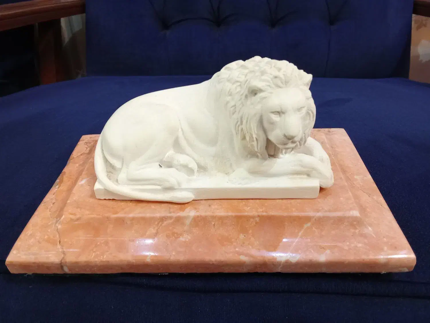 مجسمه سنگی|مجسمه، تندیس، ماکت|تبریز, |دیوار