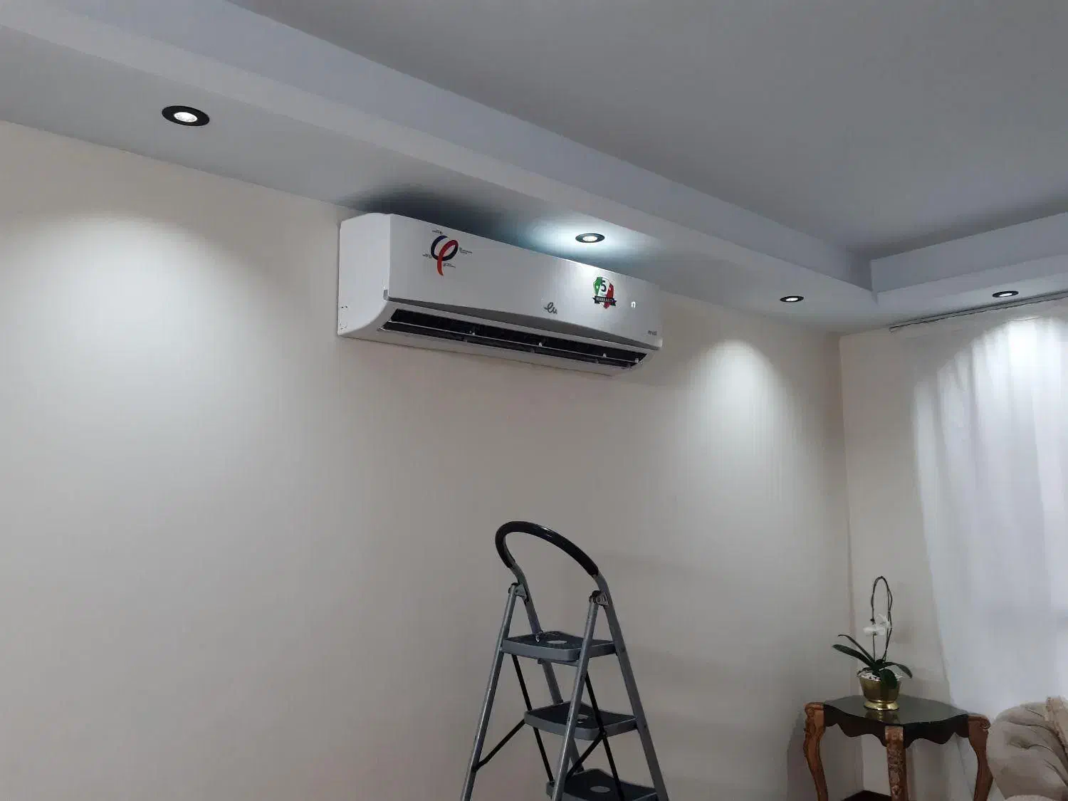 نصب تعمیر سرویس داکت کولرگازی پکیج یخچال لباسشویی|خدمات پیشه و مهارت|تهران, صادقیه|دیوار