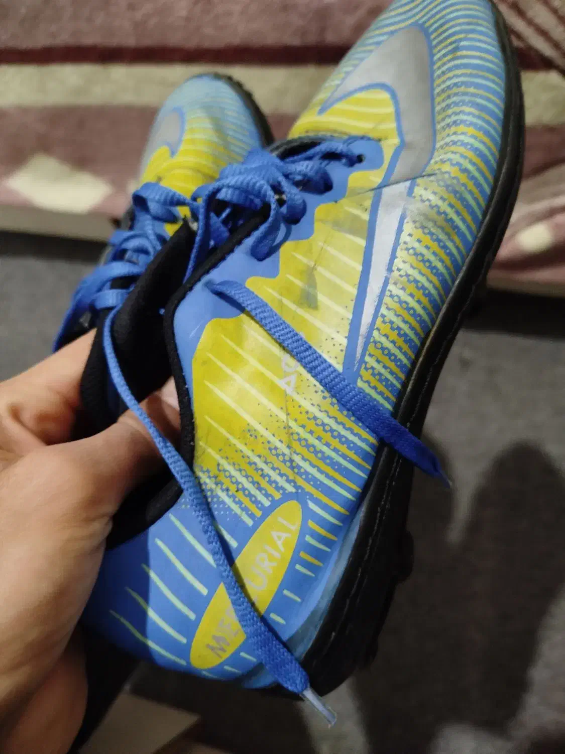 کفش فوتبال|تجهیزات ورزشی|فردیس, نگارستان|دیوار