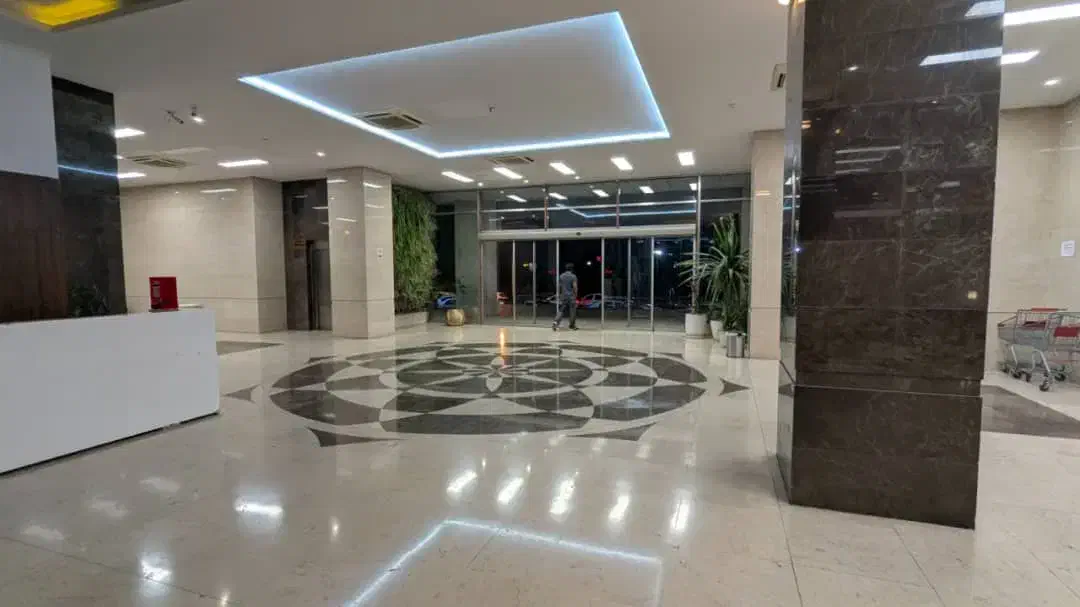 ۱۲۰متر ۲خواب ۲ پارکینگ ۲سال ساخت لوکس فول