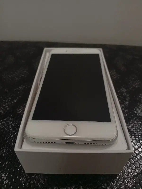 آیفون 8پلاس+|موبایل|تهران, بهداشت|دیوار