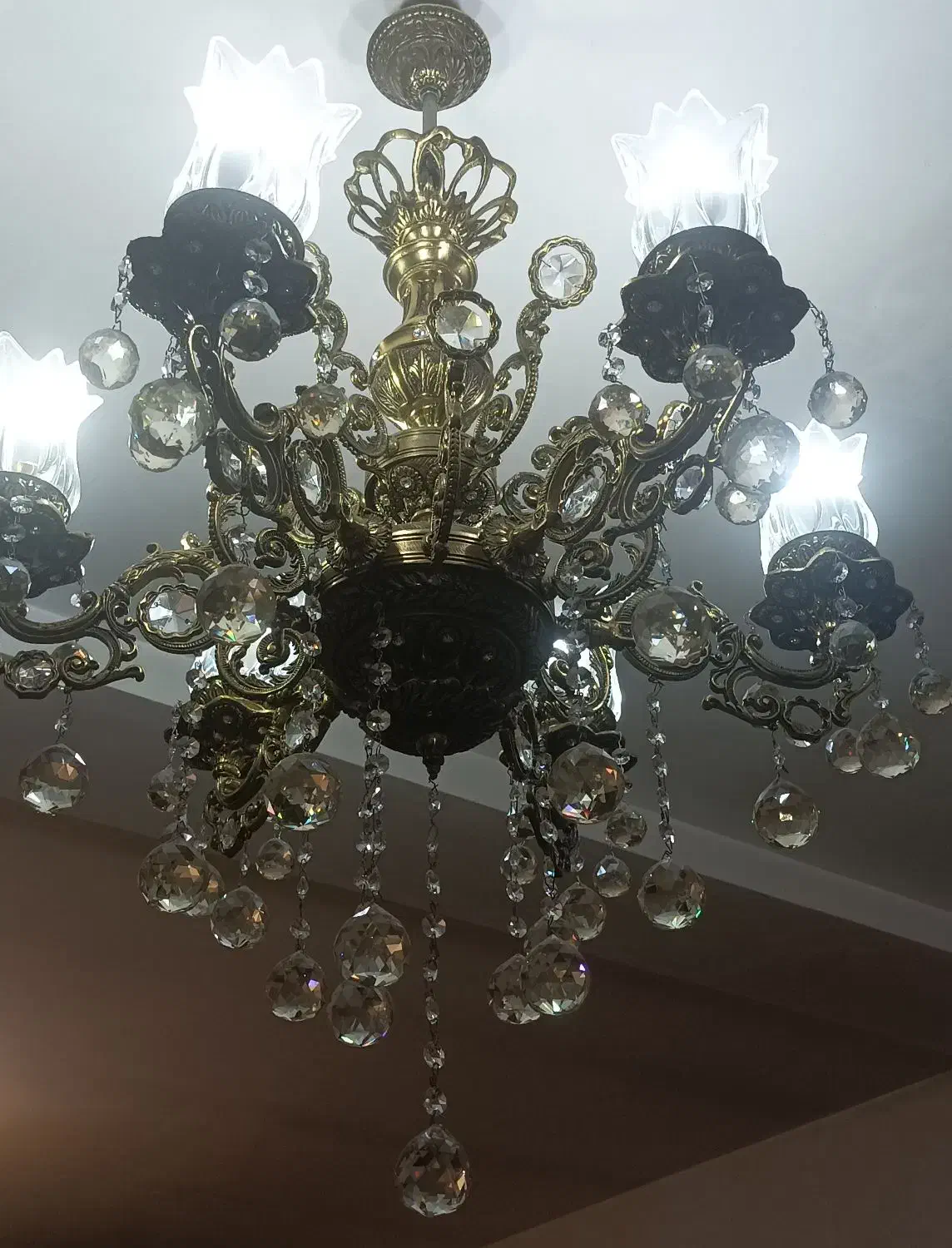 لوستر برنزی|لوستر و چراغ آویز|اردبیل, |دیوار