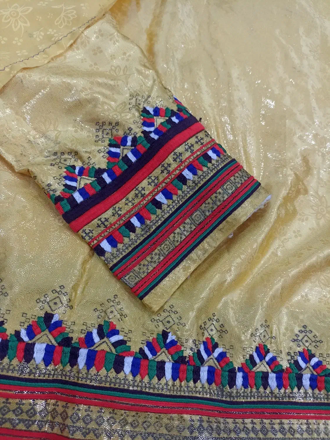 لباس|لباس|کنارک, |دیوار