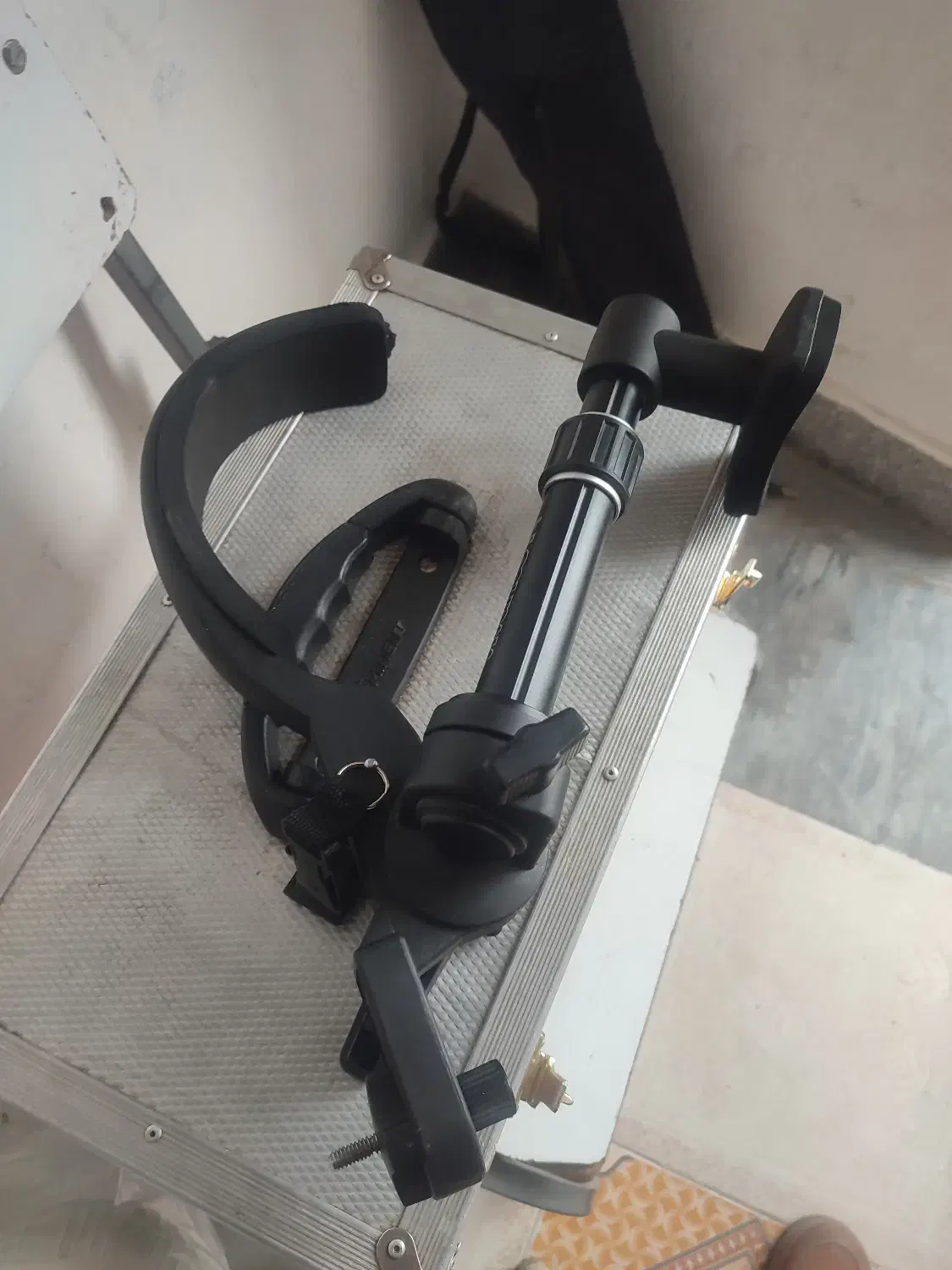 شولدرو فیلمبرداری|دوربین عکاسی و فیلمبرداری|تبریز, |دیوار