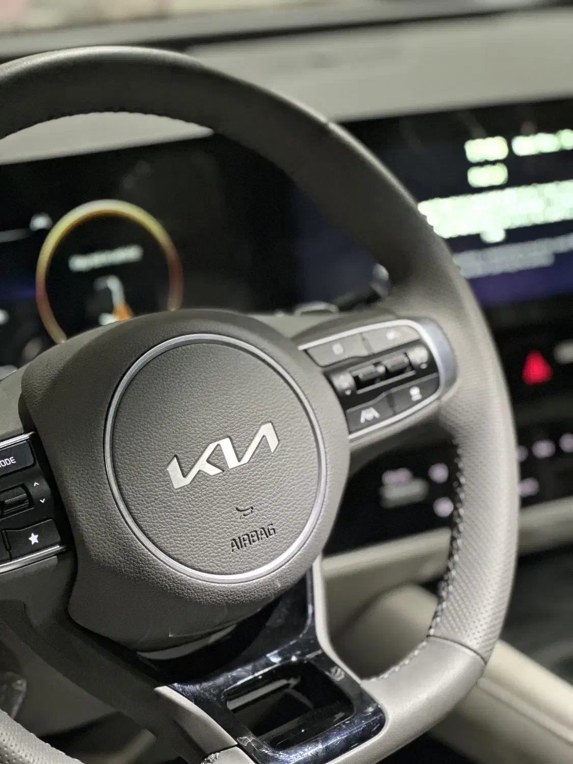 اسپورتیج سفید فول مدل ۲۰۲۴|خودرو سواری و وانت|قم, میرزائیه|دیوار