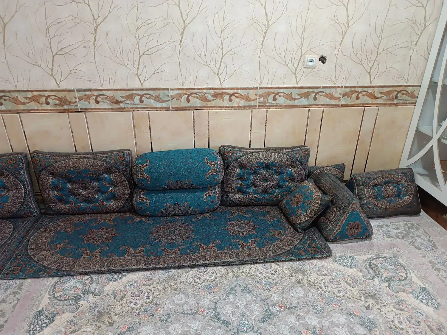 دو دست شاه نشین|پشتی|زاهدان, |دیوار