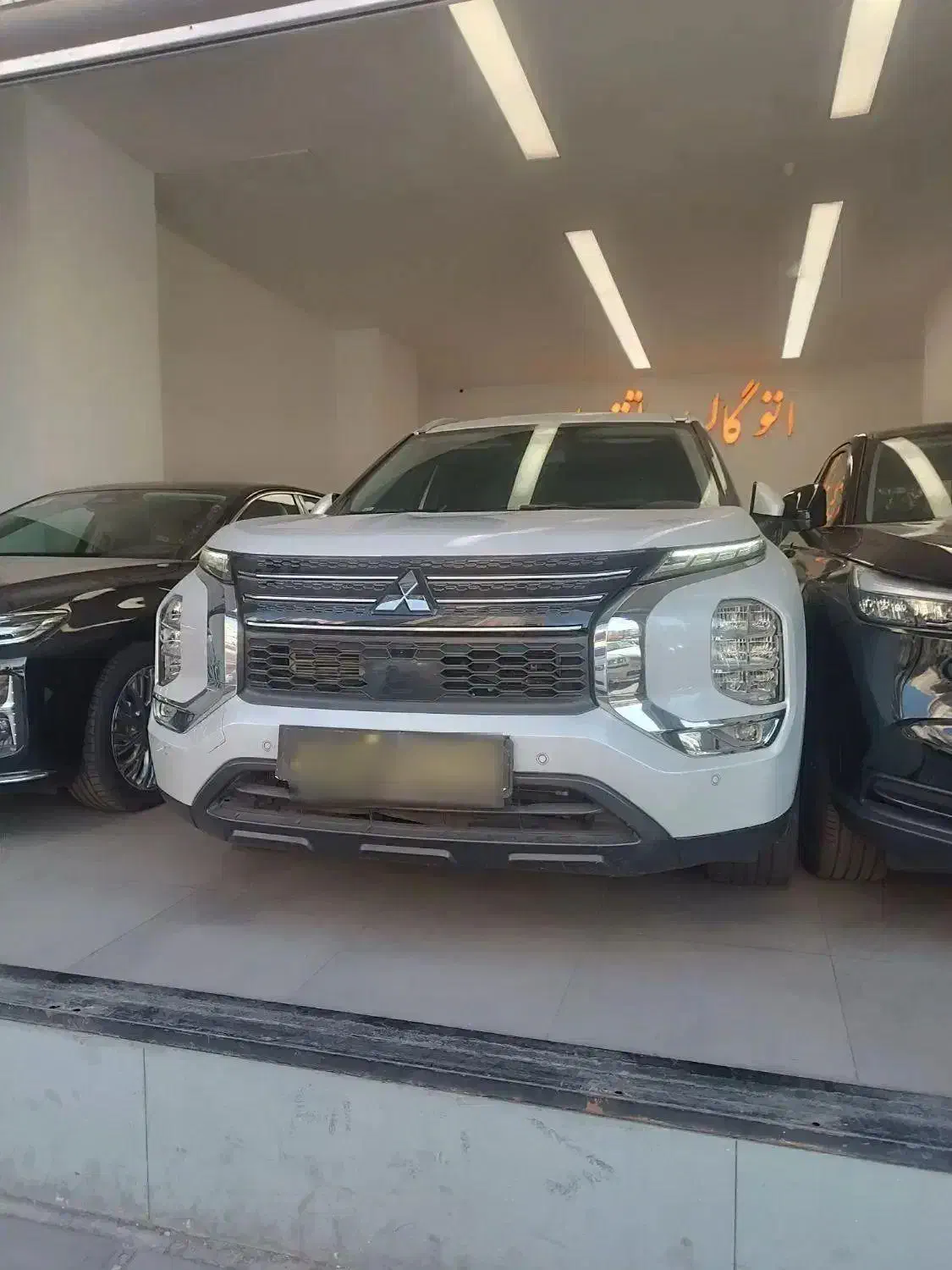 میتسوبیشی اوتلندر H لاین مدل2023|خودرو سواری و وانت|تهران, آسمان|دیوار