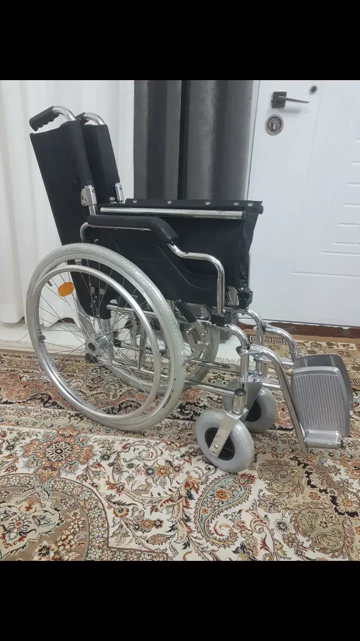 ویلچر کاربردی خارجی|آرایشی، بهداشتی، درمانی|مشهد, فاطمیه|دیوار