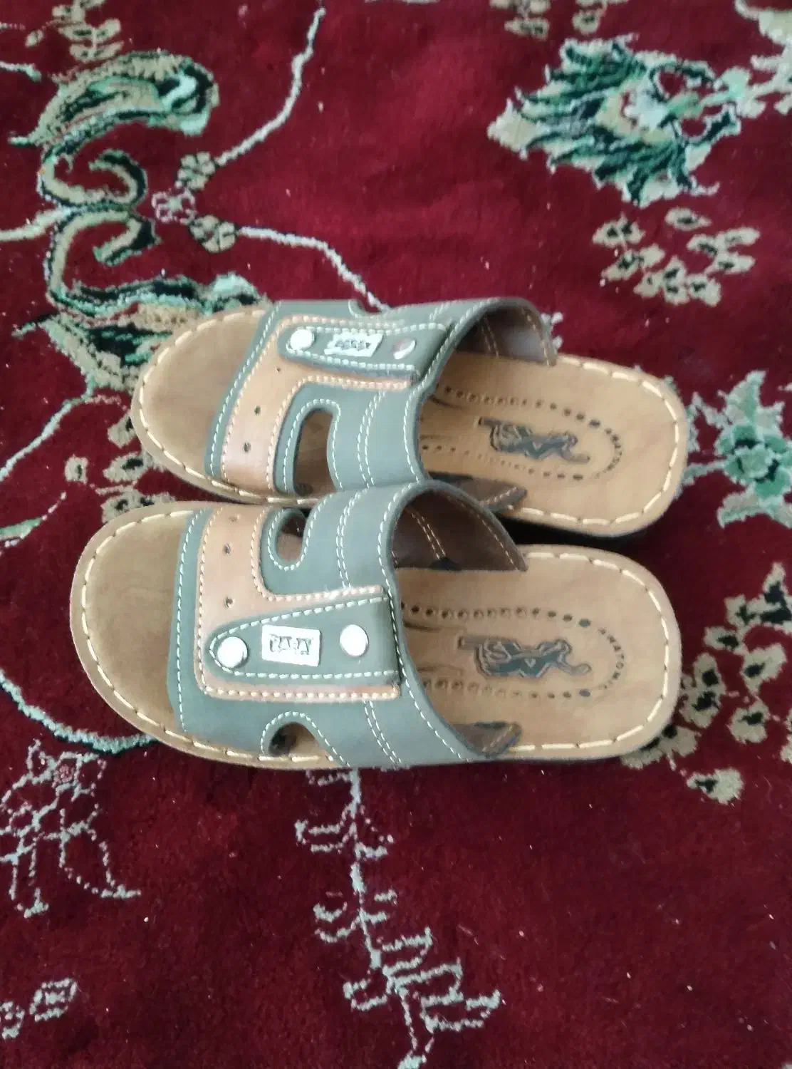 کفش|کیف، کفش، کمربند|بیرجند, |دیوار