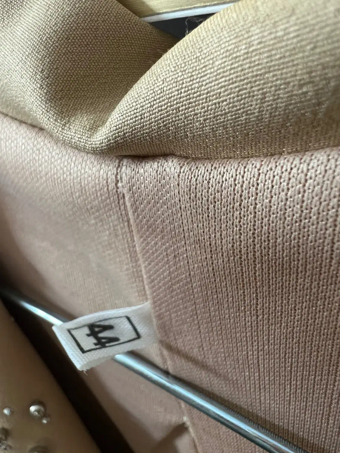 پیراهن مجلسی|لباس|اردبیل, |دیوار