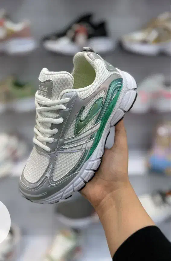 نایک بروکس زدایکس|کیف، کفش، کمربند|فیروزآباد (لرستان), |دیوار