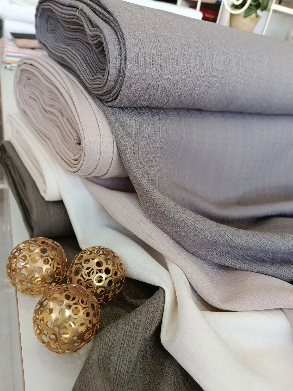 پارچه صد ستون|لباس|یزد, |دیوار