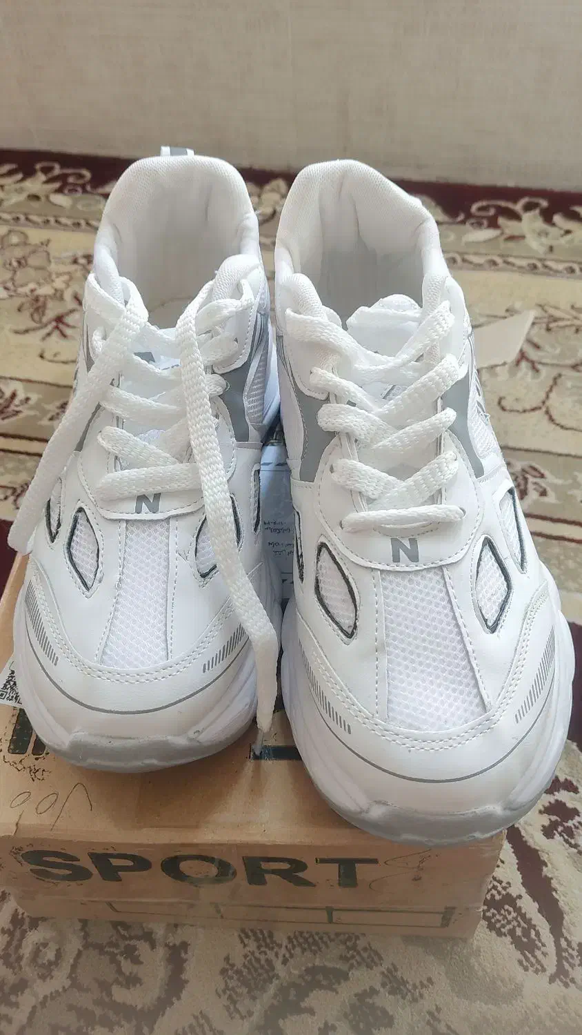 کفش اسپرت|کیف، کفش، کمربند|فسا, |دیوار