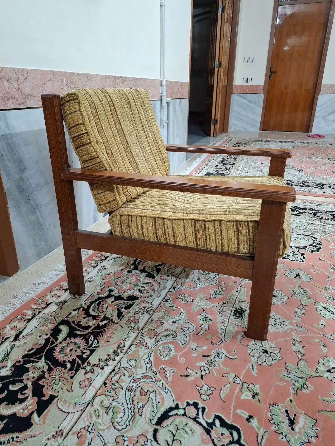 مبل|مبلمان خانگی و میز عسلی|گنبد کاووس, |دیوار