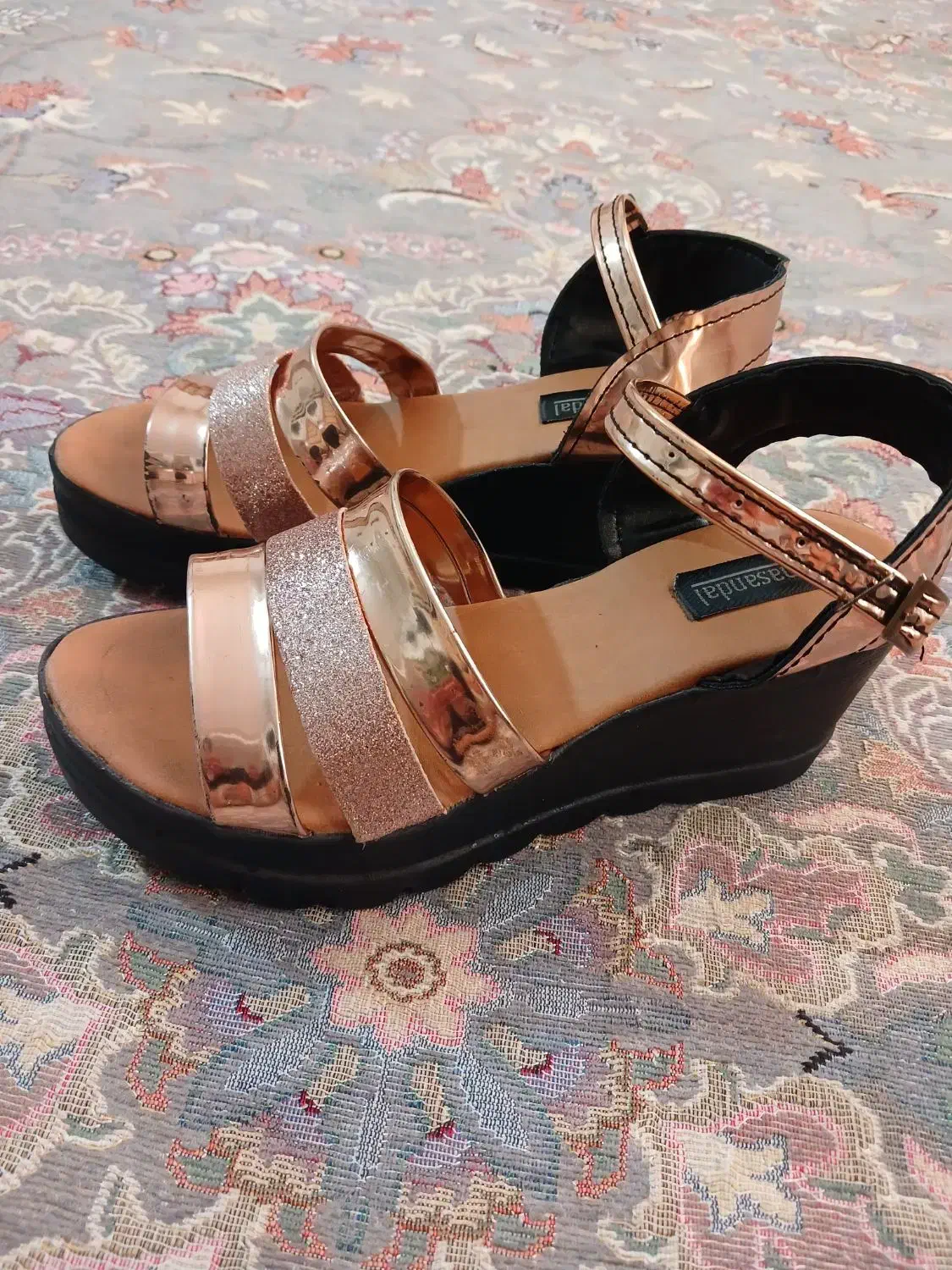 کفش مجلسی|کیف، کفش، کمربند|دورود, |دیوار