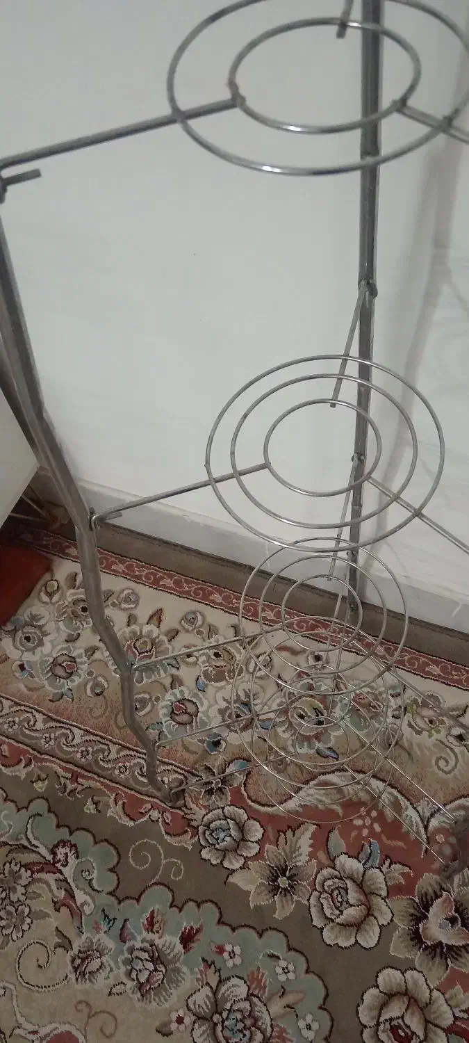 پایه قابلمه|آب‌چکان و نظم‌دهنده ظروف|نیشابور, خط کاشمر|دیوار