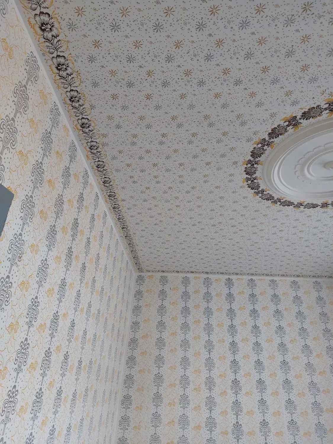 طرح کاغذدیواری با رنگ|خدمات پیشه و مهارت|پارس‌آباد, |دیوار