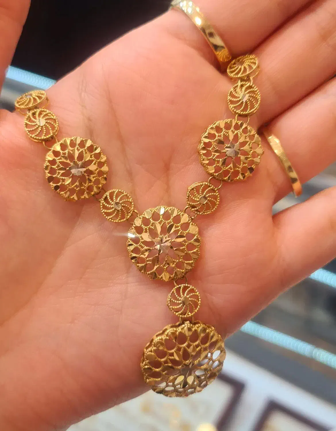 گردبند و دستبند نو|جواهرات|یاسوج, |دیوار