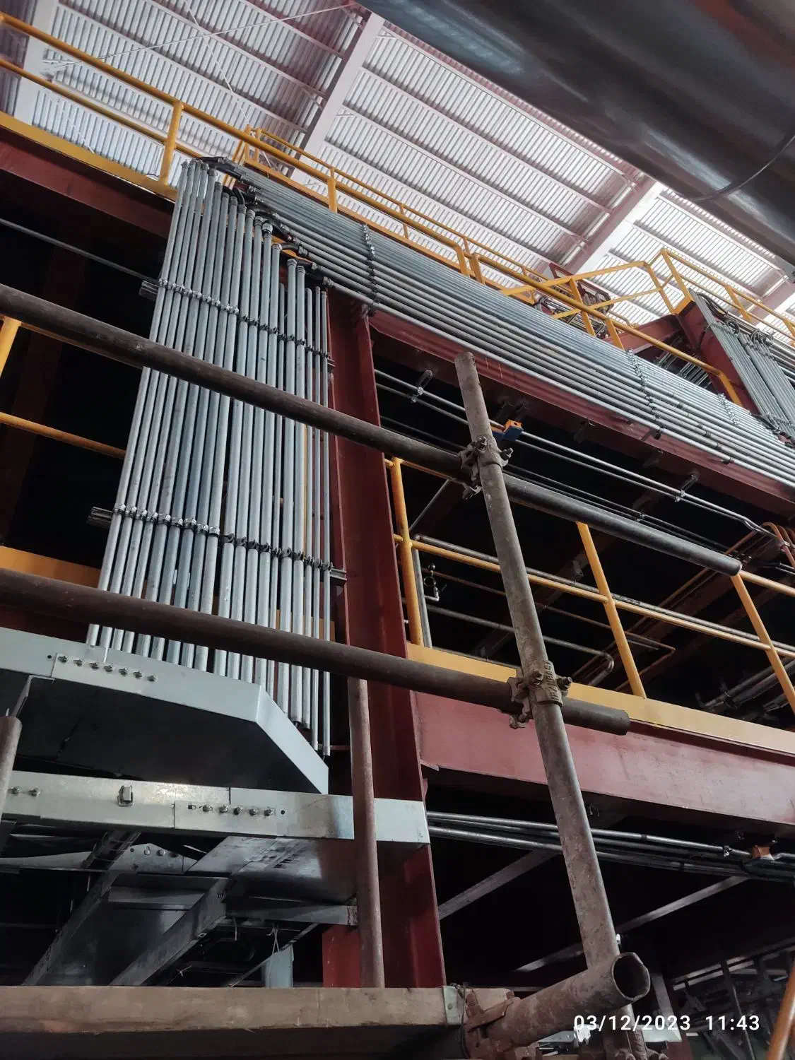 نفر فنی در حد جوشکاری سبک|استخدام معماری، عمران و ساختمانی|برازجان, |دیوار