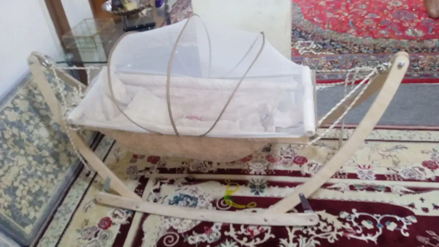 گهواره|تخت و صندلی بچه|کرمانشاه, |دیوار