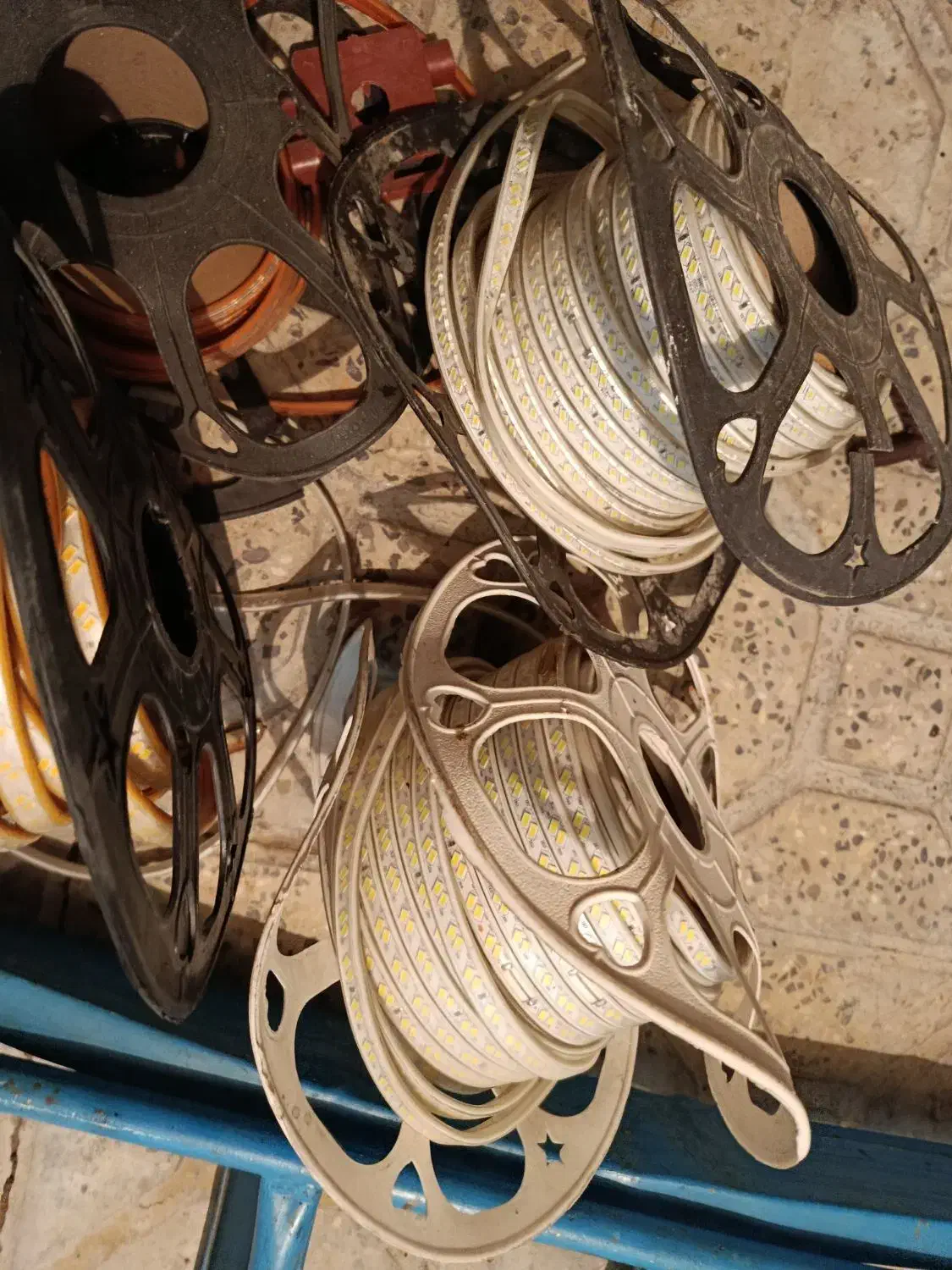 ریسه شلنگی ال ای دی|ریسه و چراغ تزئینی|ایلام, |دیوار