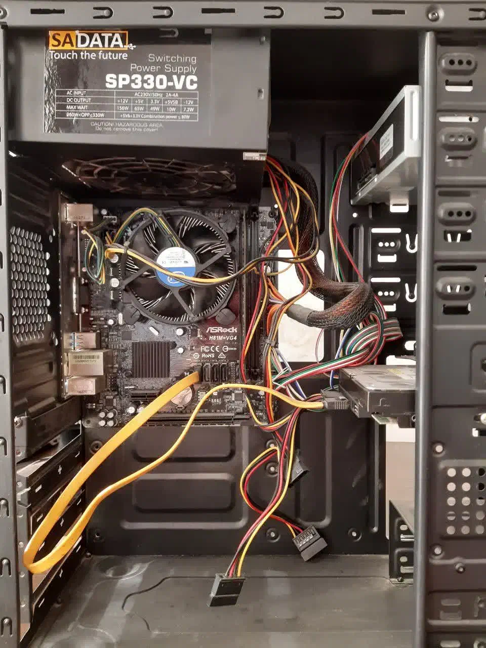 کامپیوتر|رایانه رومیزی|قم, تعویض پلاک|دیوار