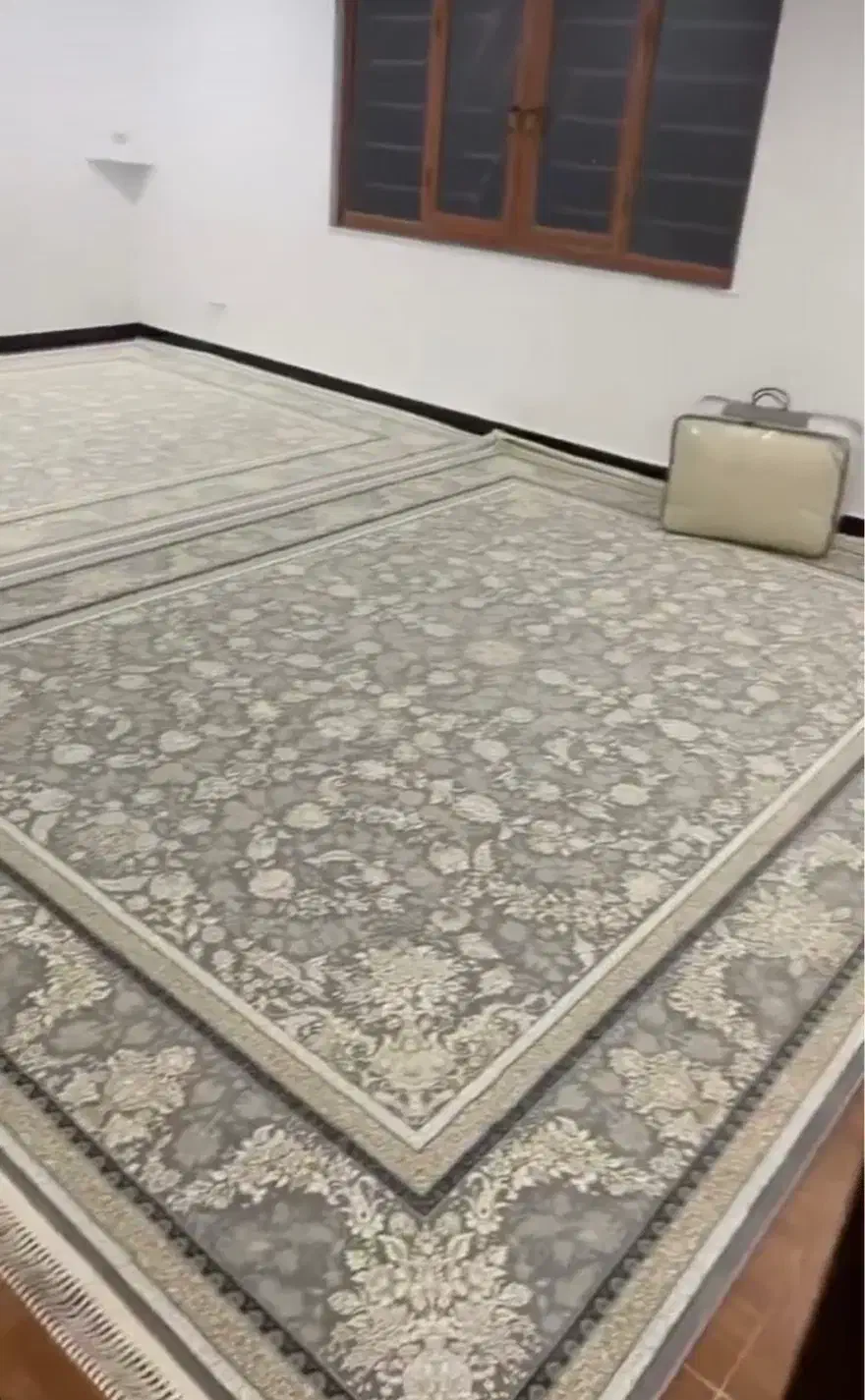 ۳تخته فرش ۱۲ متری ۱۲۰۰شانه|فرش|مریوان, |دیوار