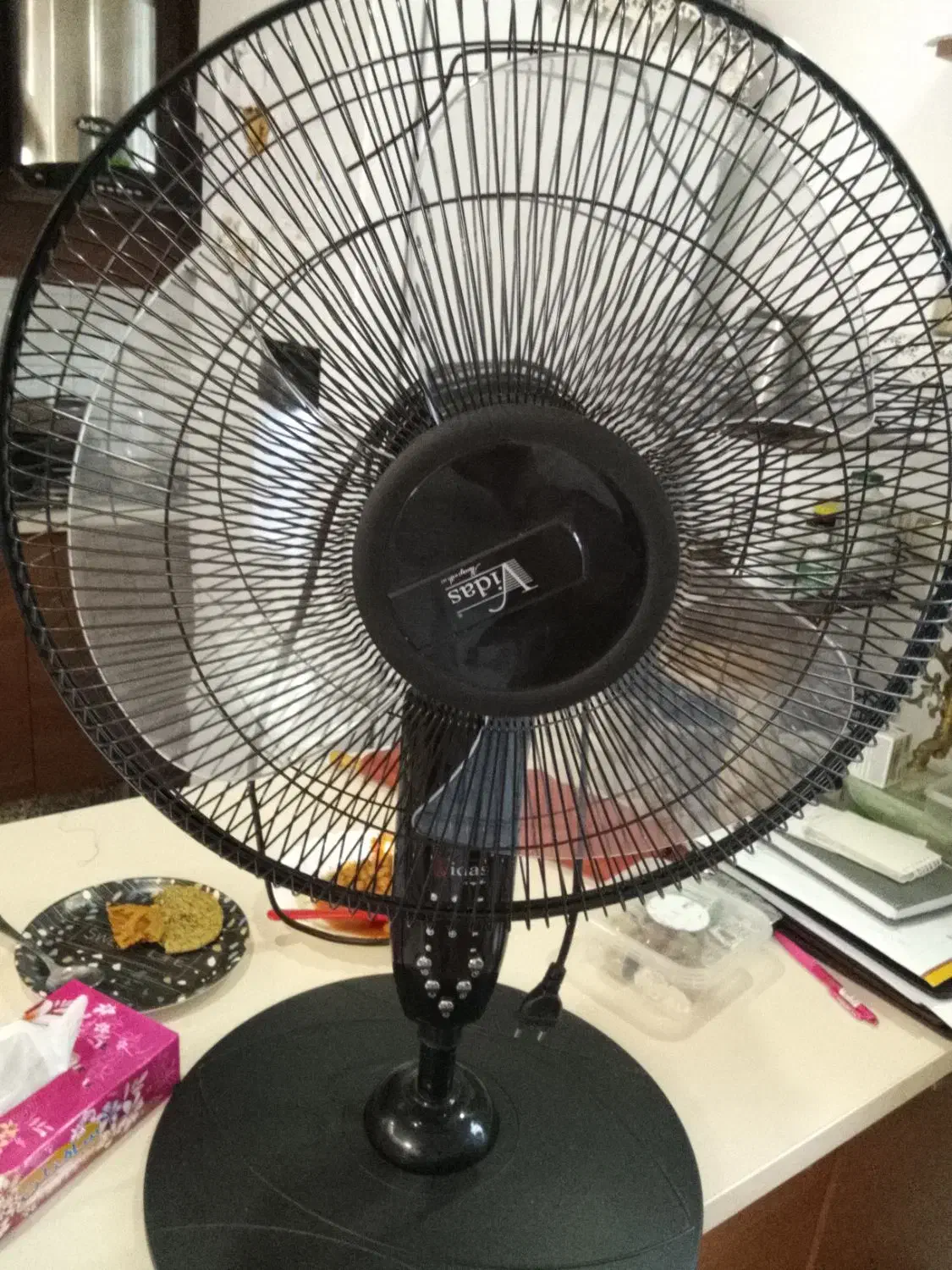 پنکه|پنکه و تصفیه‌کنندهٔ هوا|رشت, استادسرا|دیوار