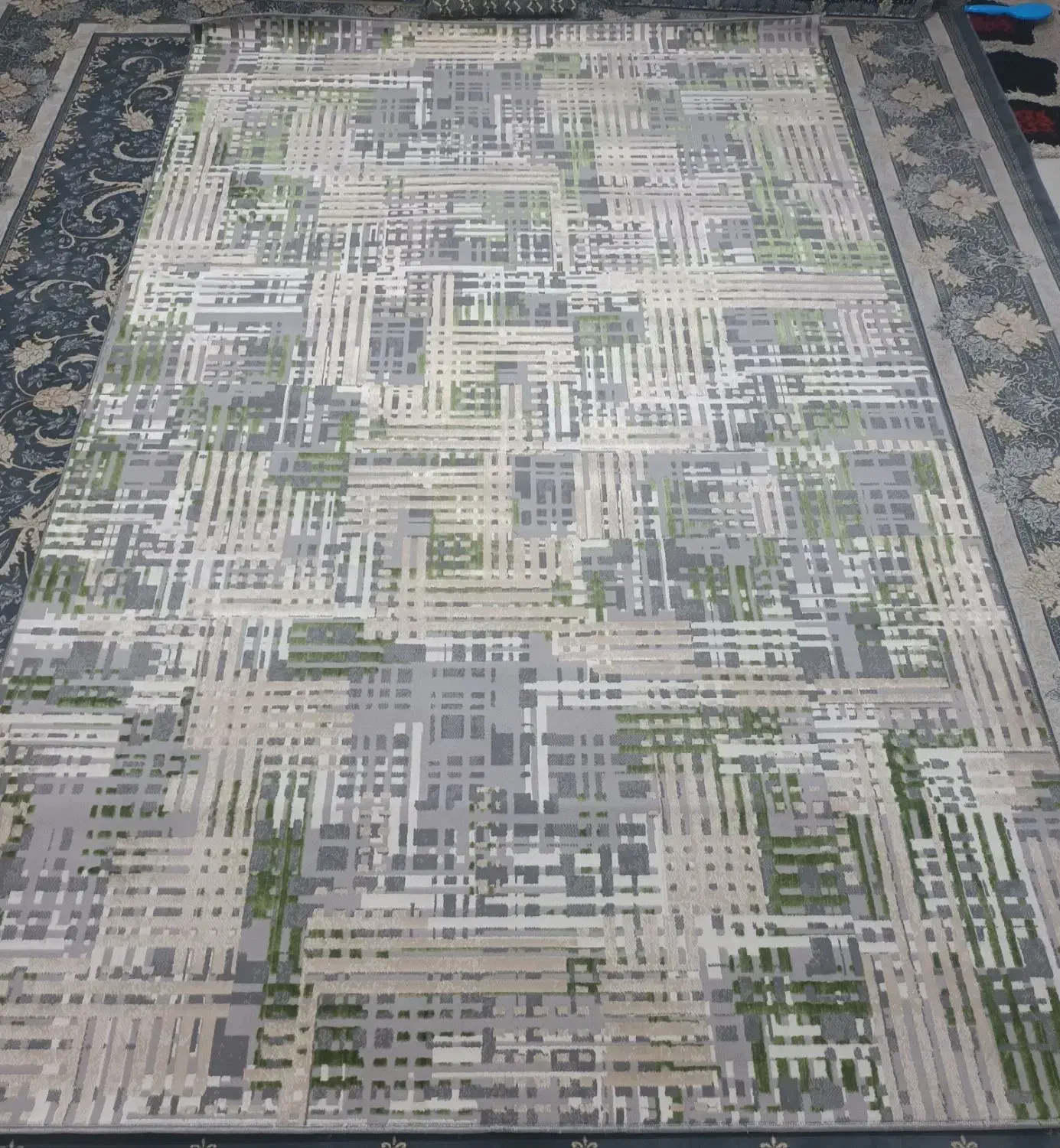 فرش فانتزی|فرش|قرچک, میرزائی جنوبی|دیوار