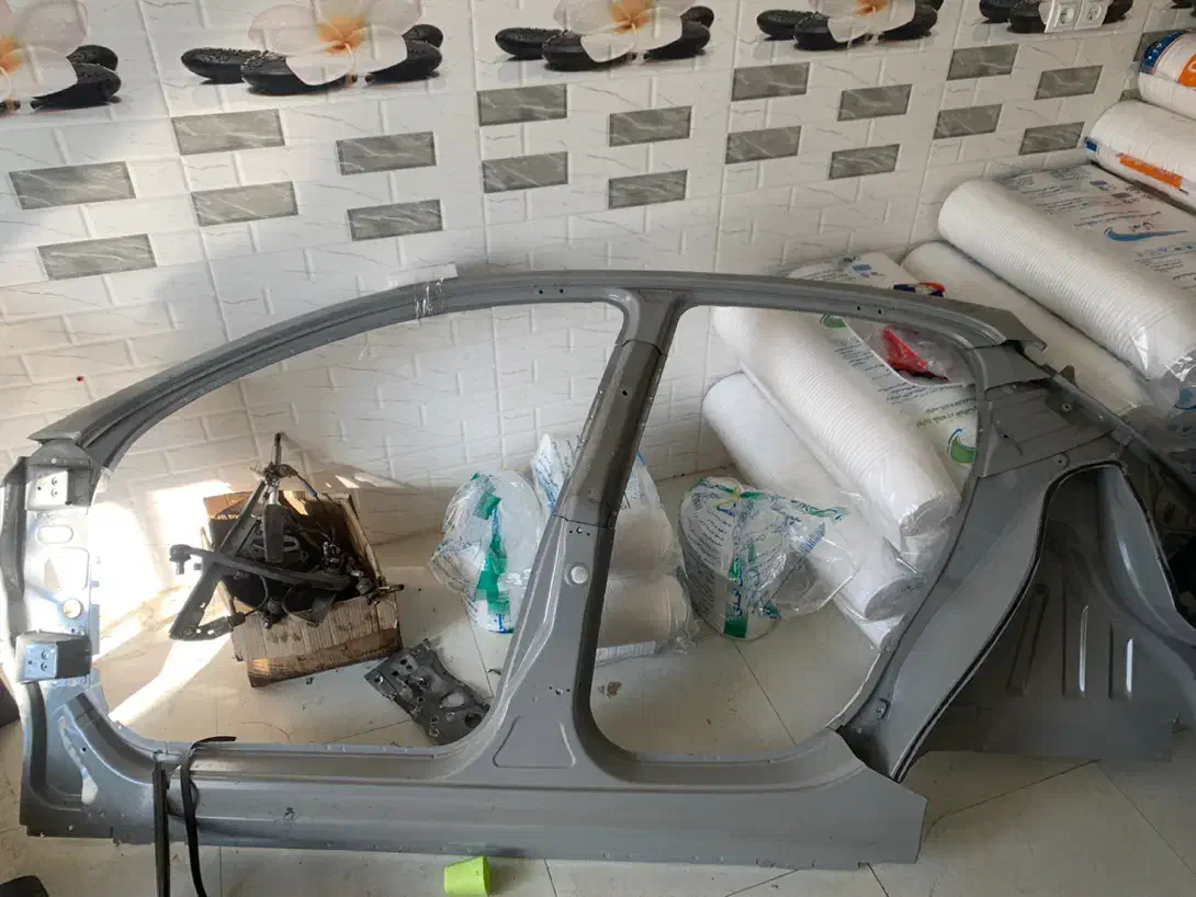 دیواره ۲۰۶ درب و سپر 206|قطعات یدکی و لوازم جانبی|زنجان, |دیوار