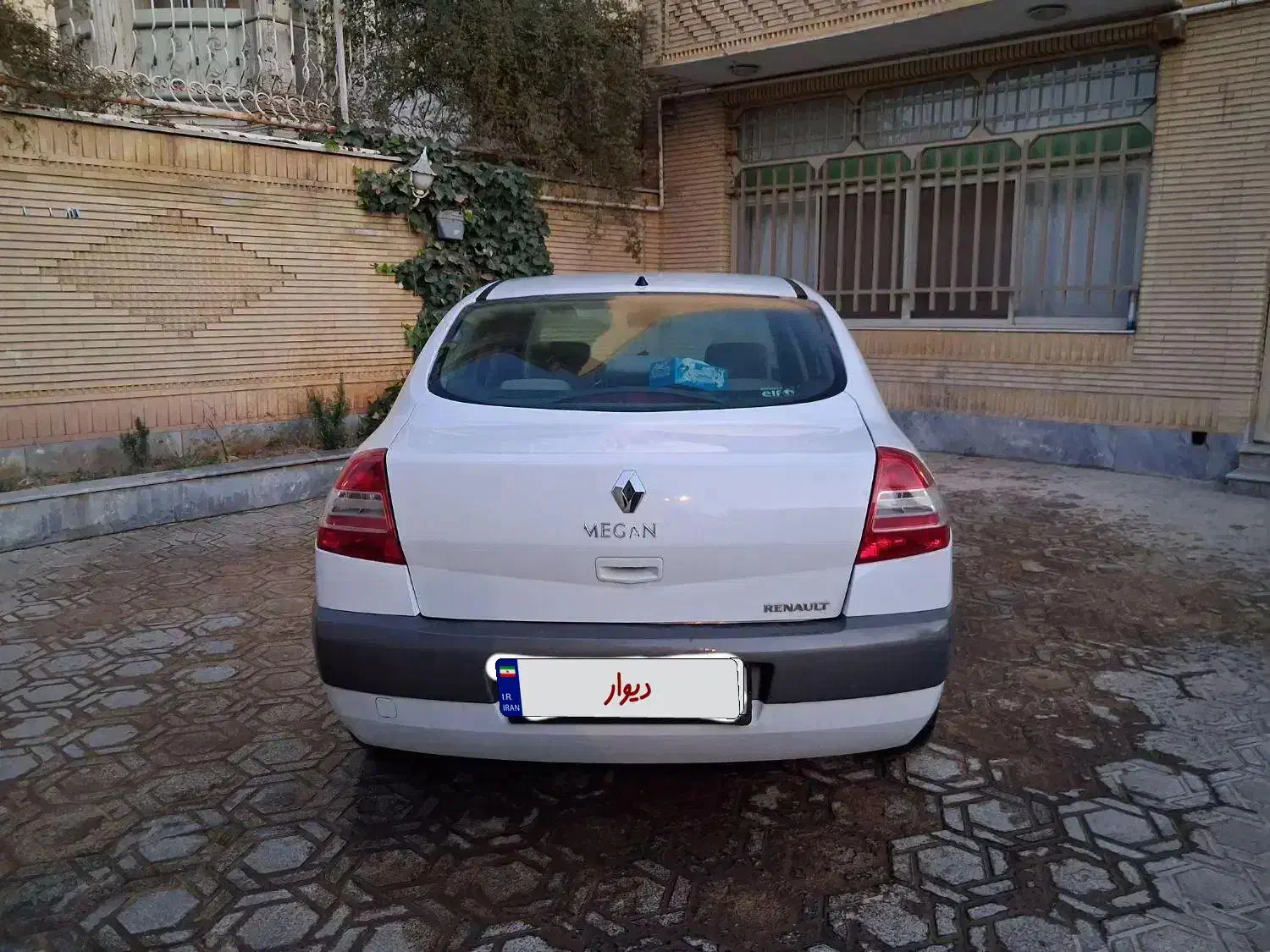 خودرو مگان|خودرو سواری و وانت|دلیجان, |دیوار