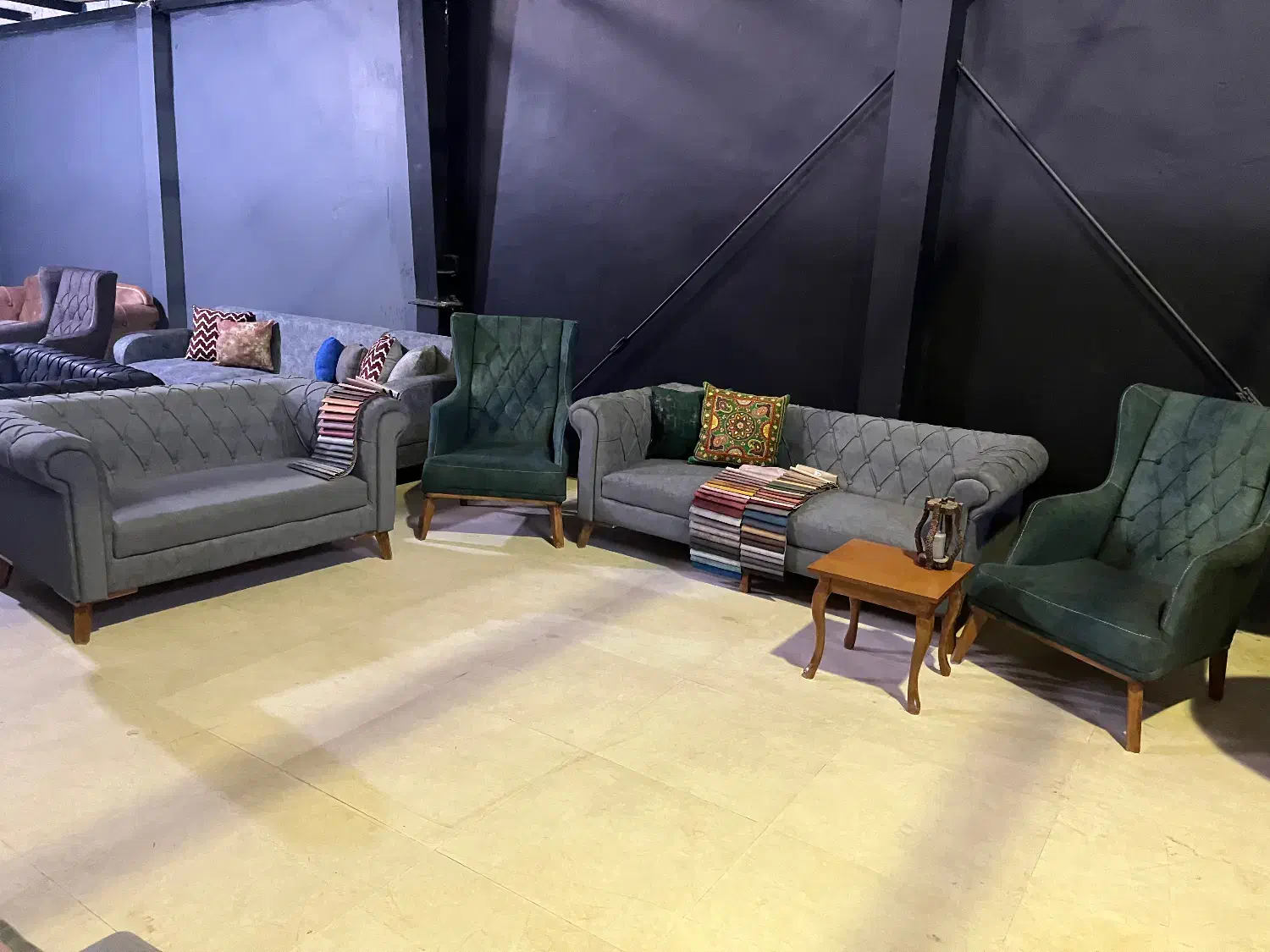 مبل چستر|مبلمان خانگی و میز عسلی|کاشمر, |دیوار