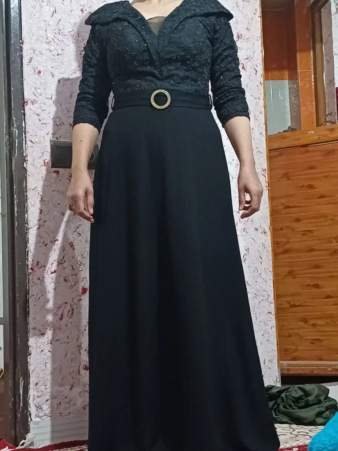 لباس مجلسی|لباس|چهارباغ, |دیوار
