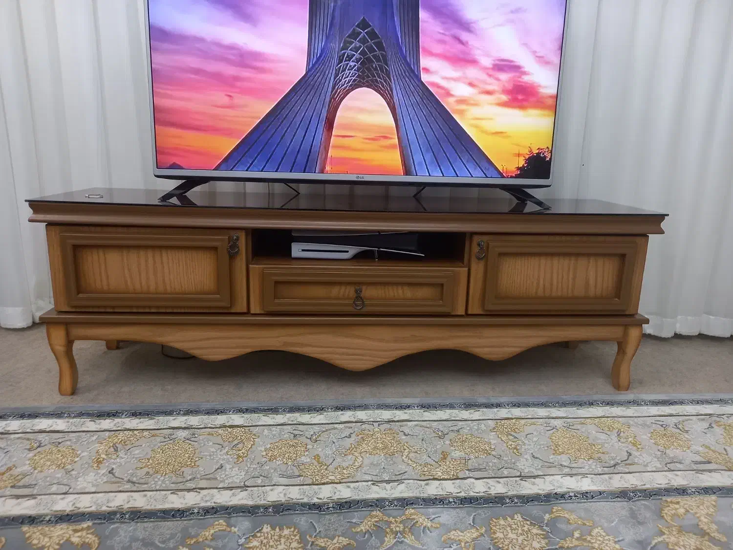 دکوراسیون|بوفه، ویترین، کنسول|ملارد, |دیوار