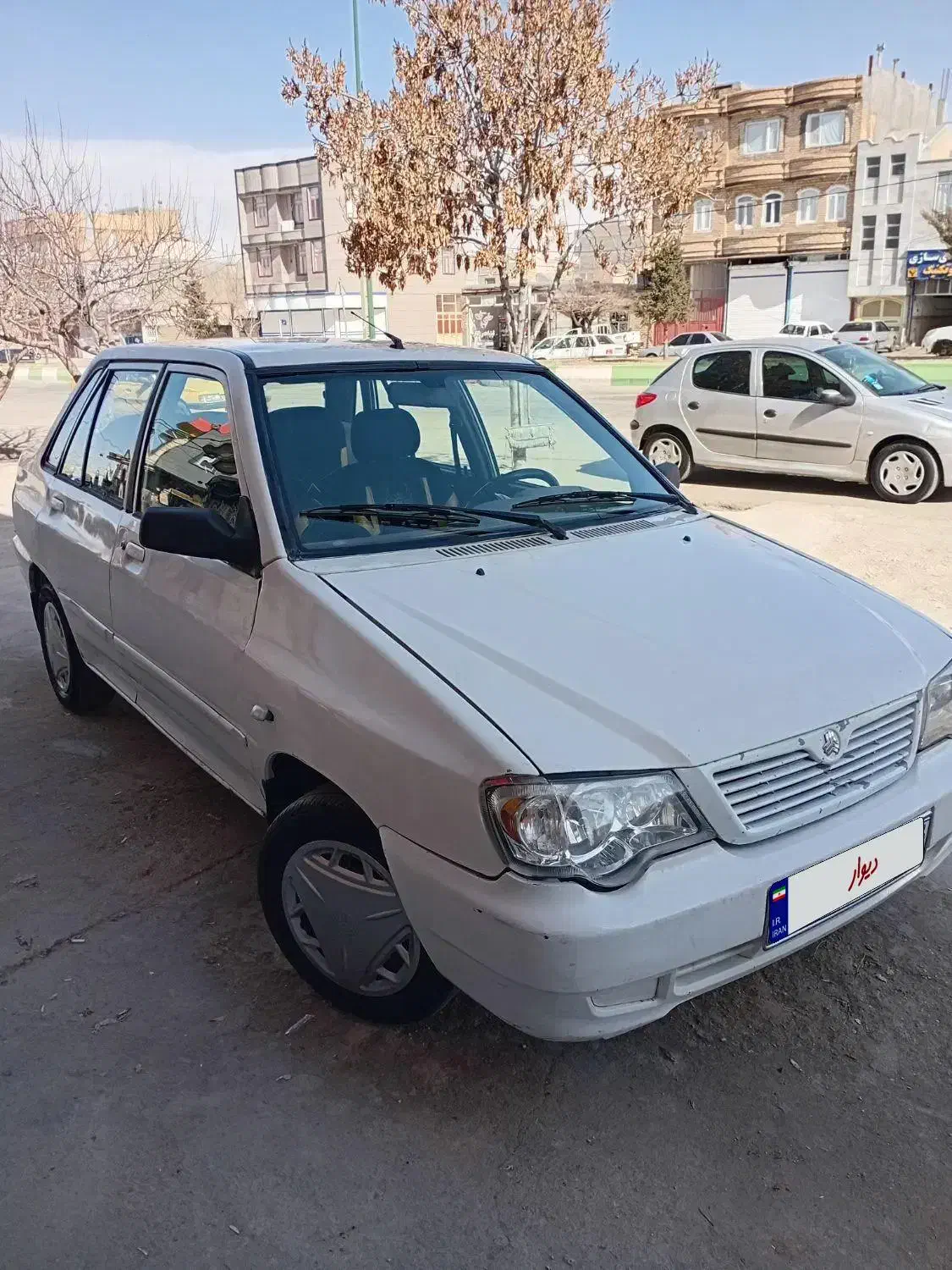 فروشی|خودرو سواری و وانت|تکاب, |دیوار