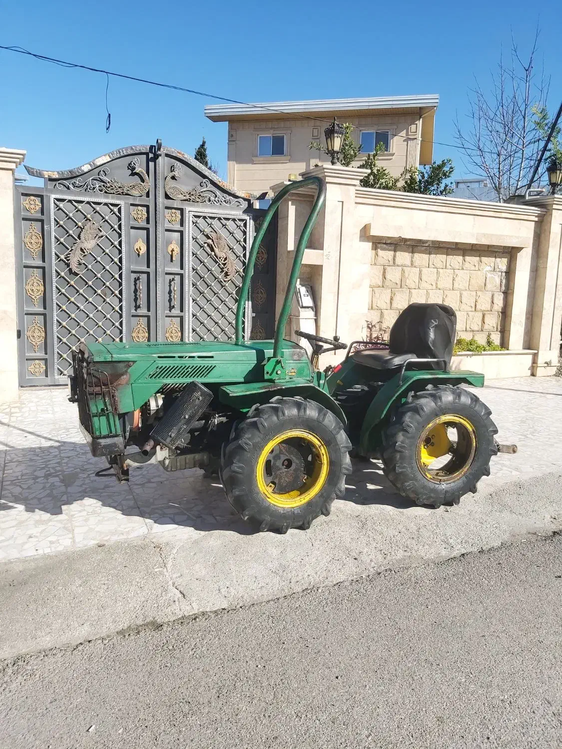 فروش تراکتور|خدمات باغبانی و درختکاری|گلوگاه, |دیوار