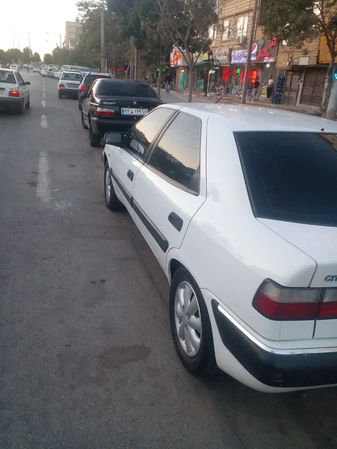 زانتیا ۸۹سفید|خودرو سواری و وانت|مشهد, انقلاب|دیوار