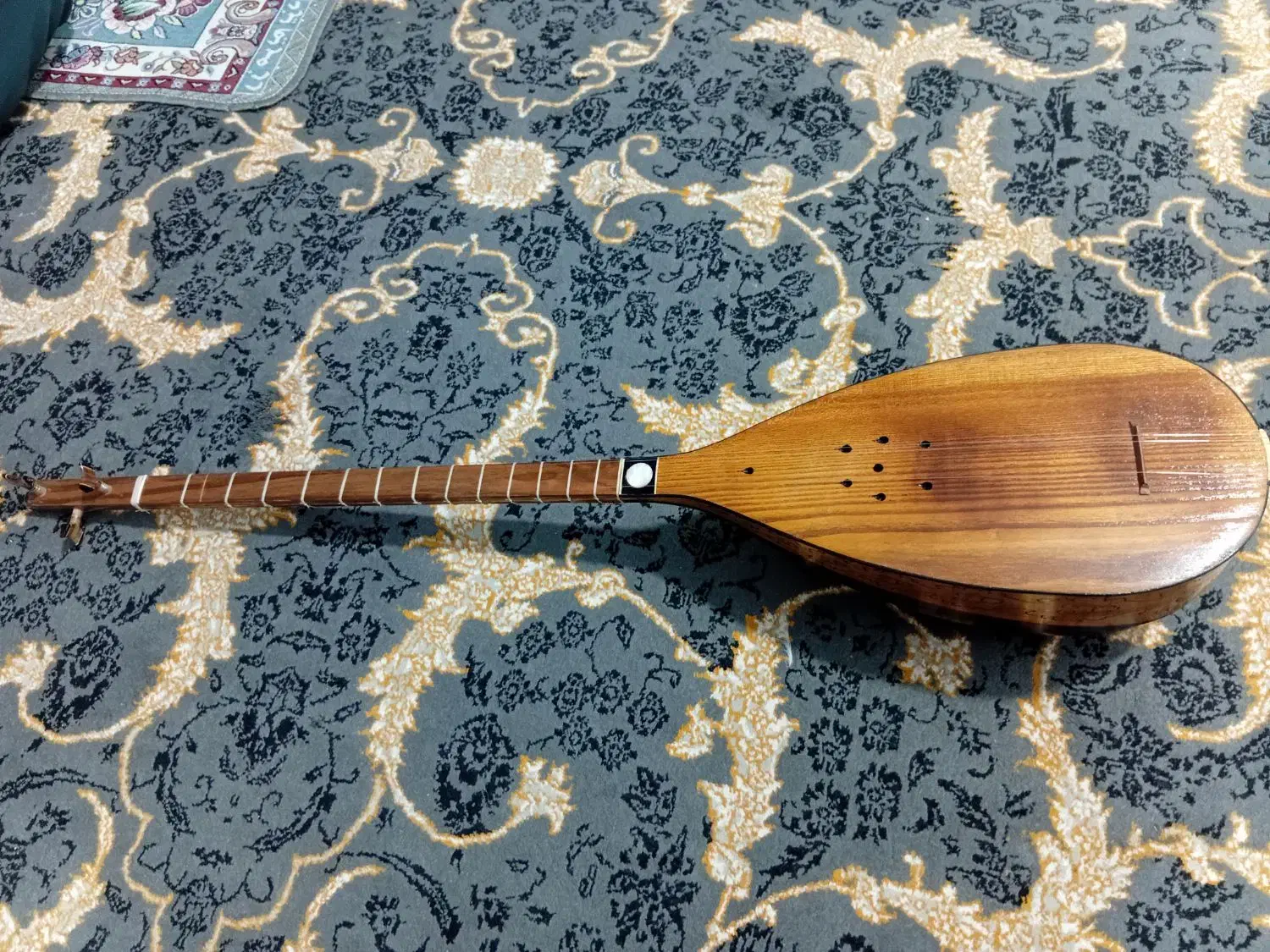 ساز|سازهای سنتی|کرمانشاه, |دیوار