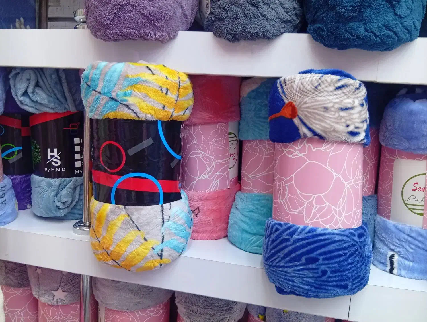 پتو گلبافت تک‌نفره و دونفره 750و980|رختخواب، بالش، پتو|یاسوج, |دیوار