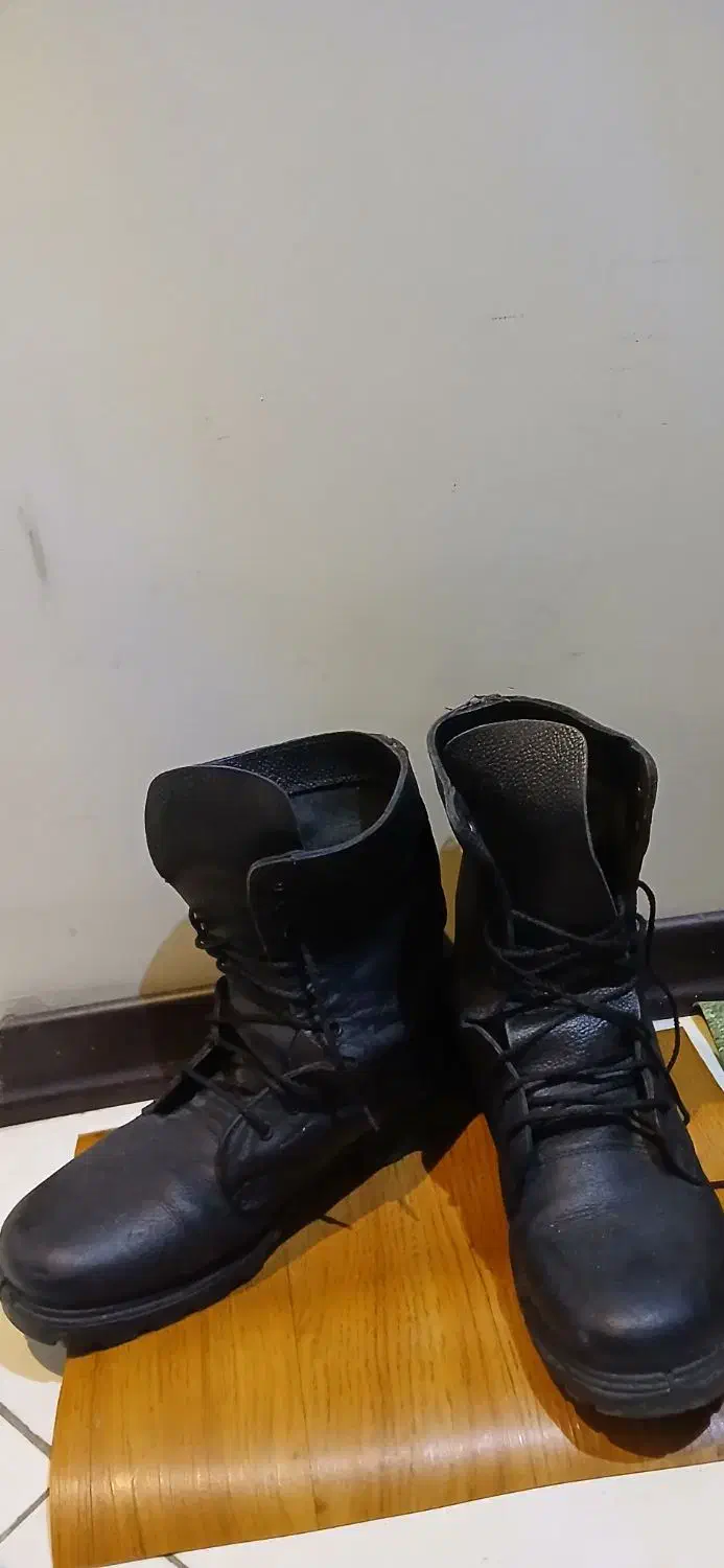 پوتین سربازی در حد نو|کیف، کفش، کمربند|کرج, اکبرآباد|دیوار