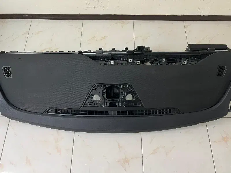 تعمیر و چرمکوبی داشبورد ترمیم فونیکس اپتیما سوناتا|خدمات موتور و ماشین|بومهن, |دیوار